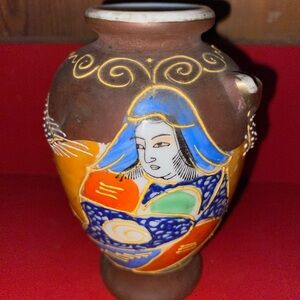 Vintage Japanese Moriyama Moriage Porcelain Handcrafted Vase